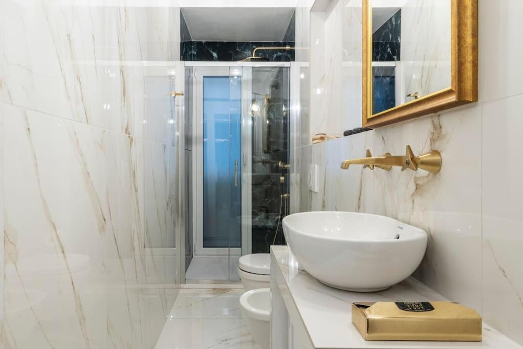 Velasca Flexyrent Apt. Aircon - Wifi - Brand New Milan Luaran gambar